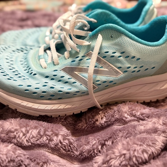 New Balance Vazee Breathe Womens Size 10 B Running Shoes‎ - Picture 2 of 7